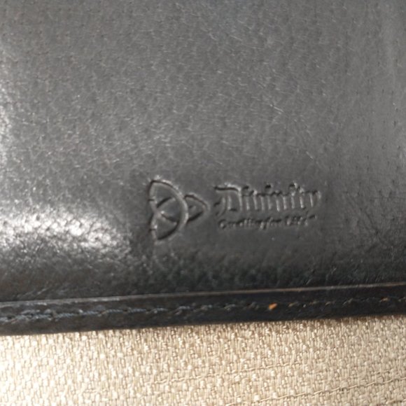 DIVINITY BRAND BLACK LEATHER TRIFOLD WALLET - Picture 8 of 8